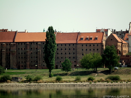 panorama Grudzidza - widok na spichrza