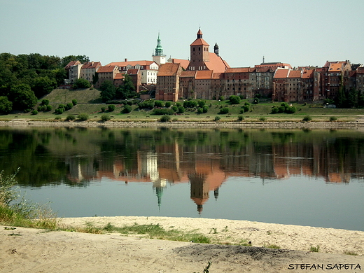 panorama Grudzidza - widok na spichrza