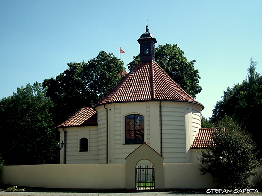 Okrga kaplica w.Marii Magdaleny nazywana popularnie Magdalenk.