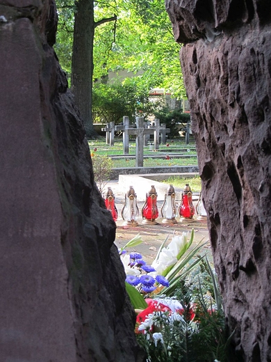Cmentarz Ofiar Wojennych w Marysinie Wawerskim