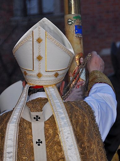 Liturgia ognia w Katedrze na Wawelu. Krakw