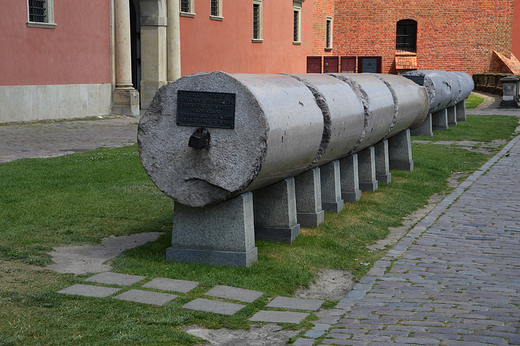 Warszawa - Oryginalny trzon kolumny 16441887