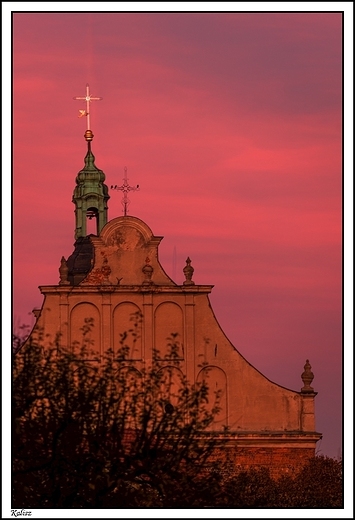 Kalisz - niebo z widokiem na klasztor Franciszkanw