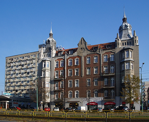 Katowice. Stara i nowa architektura przy Alei Korfantego