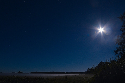 Nowy Dwr. Bobrowiska noc.