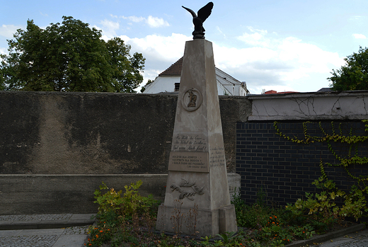 Opole - Obelisk Heidebrandw