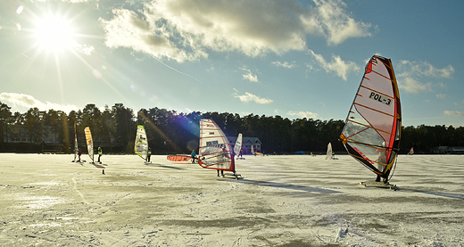 Windsurfing Lodowy na Jezorze Necko