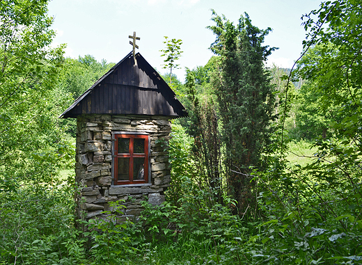 Kapliczka w Bielicznej