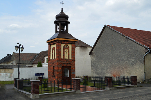Daniec - Kaplica dzwonnica