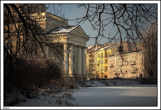 Kalisz - teatr im. Wojciecha Bogusawskiego _ zima 2016 i poranne soneczko