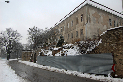 Krapkowice - Run mur zamkowy w lipcu 2010 roku