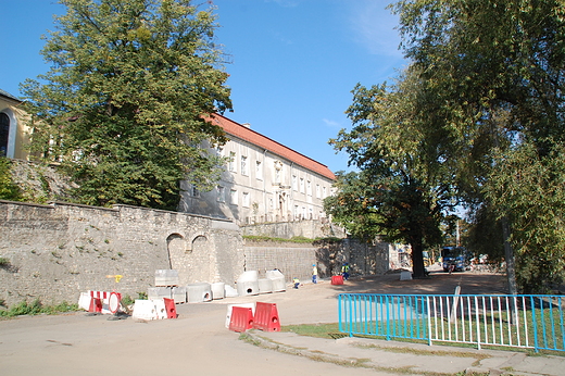 Krapkowice - Odbudowa muru zamkowego 10.2012