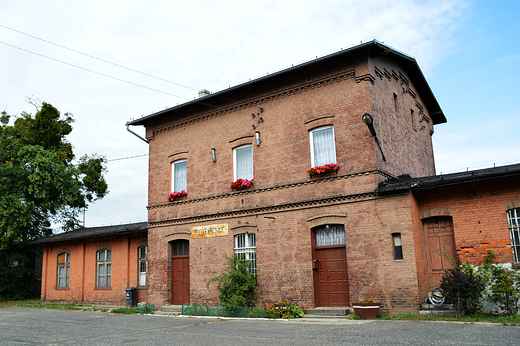 Krapkowice - byy budynek PKP Krapkowice