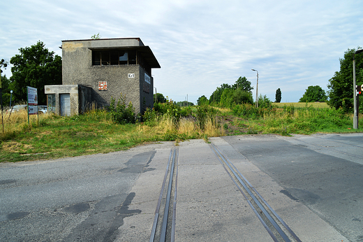 Krapkowice - nieczynna nastawnia kolejowa Kr1