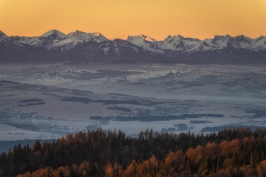 Tatry Zachodnie podziwiane z Magurek...