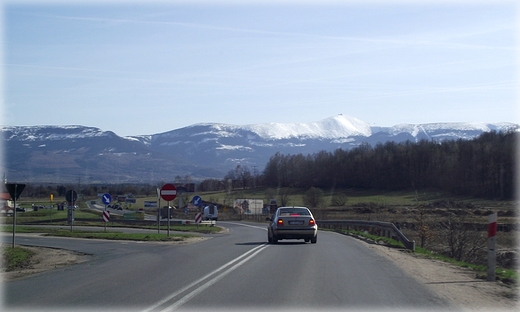 Karkonosze widziane z trasy Jelenia Gra - Karpacz