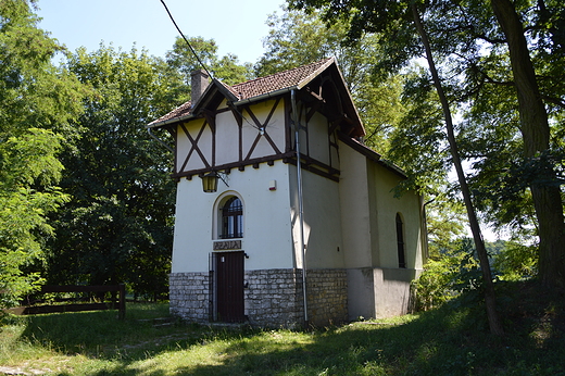 Moszna - Budynek zabytkowy Azalia