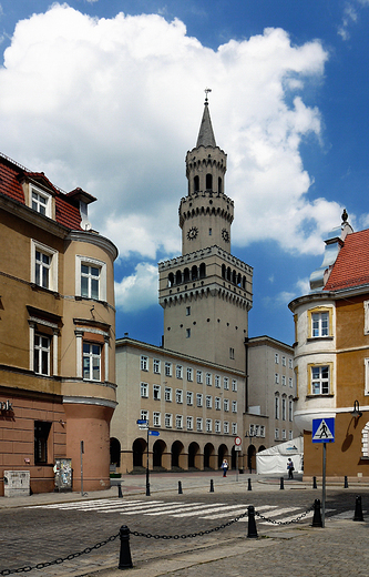 Opole. Widok na ratusz.