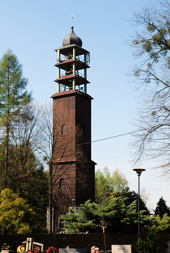 Dzwonnica przy kościele św. Anny w Ustroniu-Nierodzimiu