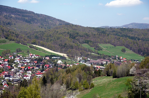 Beskid lski. Widok na Wis-Jawornik z trasy na Soszw.