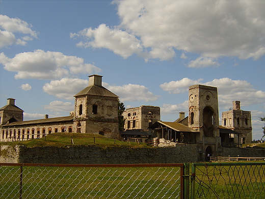 Ujazd - zamek Krzytopr