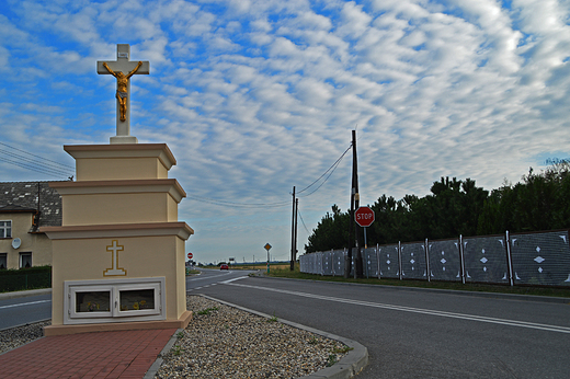 Chrzowice - Kapliczka i Krzy