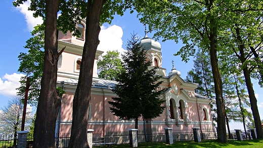 Cerkiew prawosawna zbudowana w latach 80-tych XIX wieku. Obecnie koci rzymskokatolicki p.w. w. Andrzeja Boboli