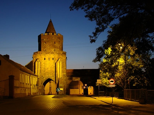 Brama Myliborska noc