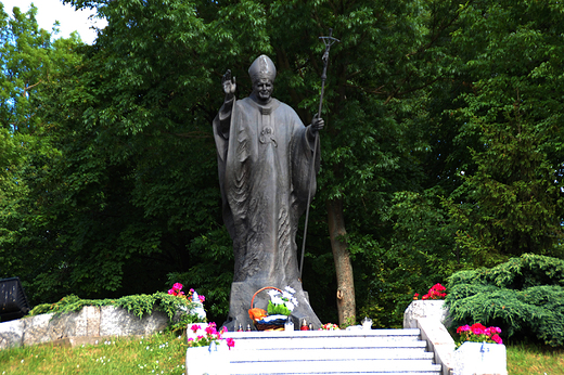 Gra wietej Anny - Pomnik papiea Jana Pawa II