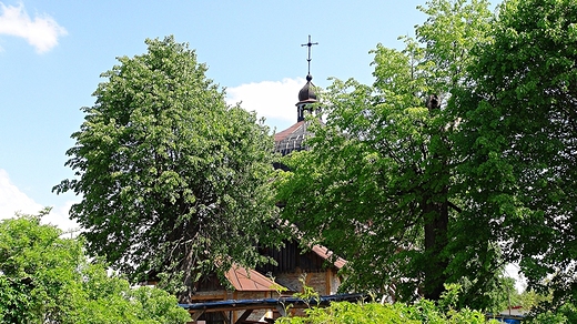 Dawna cerkiew greckokatolicka wzniesiona w w 1925 roku w miejscu poprzednich, z kt�rych pierwsza unicka powsta�a w 1654 roku. W latach 1947 - 1989  wykorzystywana jako magazyn. Rozpocz�te ostatnio prace remontowe zosta�y przerwane.
