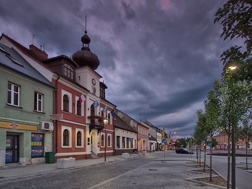 Murowana Golina - rynek