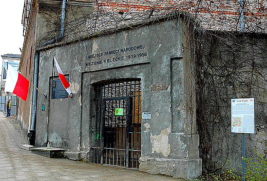 Kielce - wejście do kazamat więzienia