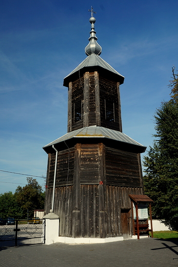 Koci drewniany pw. w. Szczepana Diakona w Mnichowie -17651770-dzwonnica