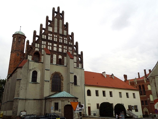 Polasztorny zesp bernardynw - dzi Muzeum Regionalne