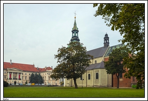 Kalisz -  Sanktuariu w. Jzefa i budynek starostwa