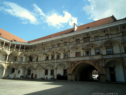 Renesansowy Zamek Piastw lskich z XIII-XVI w. zwany te lskim Wawelem w Brzegu.