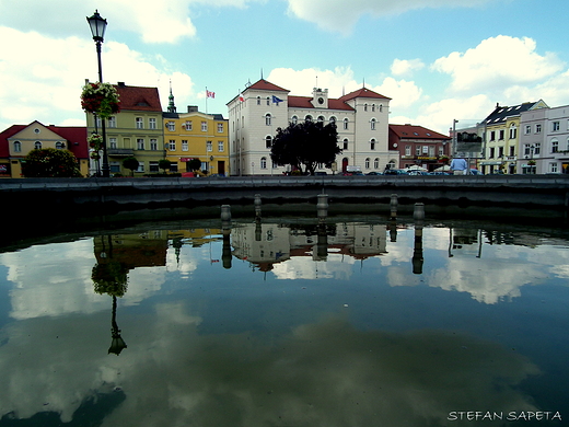 Ratusz i rynek w remie