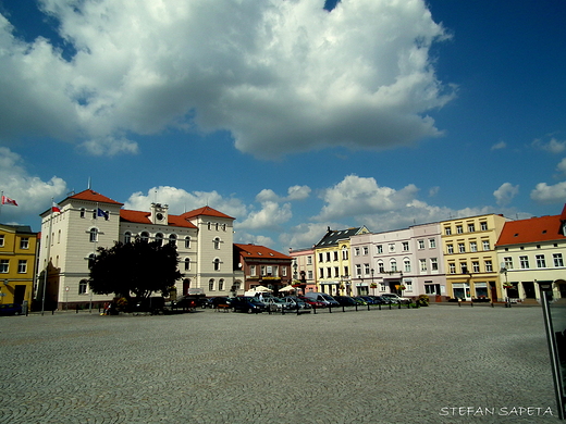 Ratusz i rynek w remie