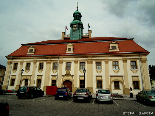 Barokowy ratusz w Rawiczu - obecnie Muzeum Ziemi Rawickiej