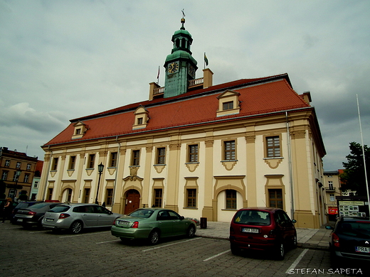 Barokowy ratusz w Rawiczu - obecnie Muzeum Ziemi Rawickiej