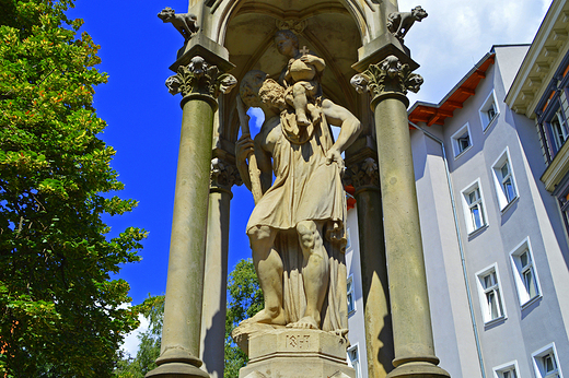 Opole - w. Krzysztof z Dziecitkiem Jezus na ramieniu