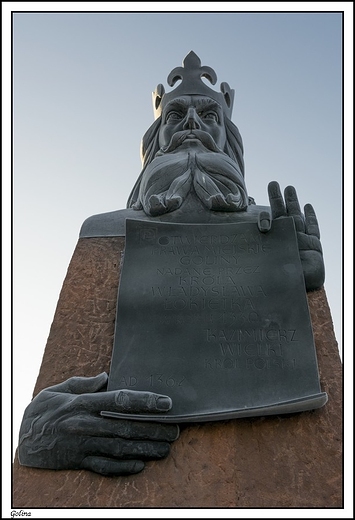 Golina -  pomnik Kazimierza Wielkiego