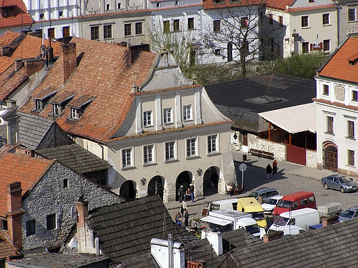 WIDOK Z GRY NA RYNEK