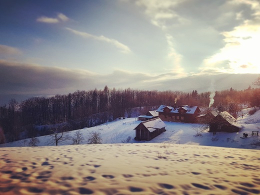 Chata Grska Cyrla. Beskid Sdecki