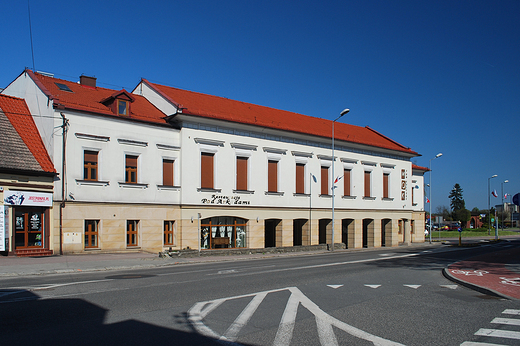 ory. Budynek Miejskiego Orodka Kultury