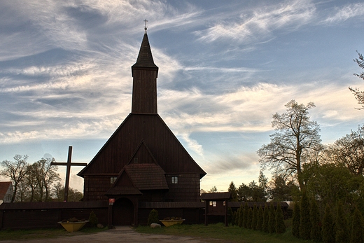 Koci Narodzenia Najwitszej Maryi Panny w Brzezinkach - 1550r.