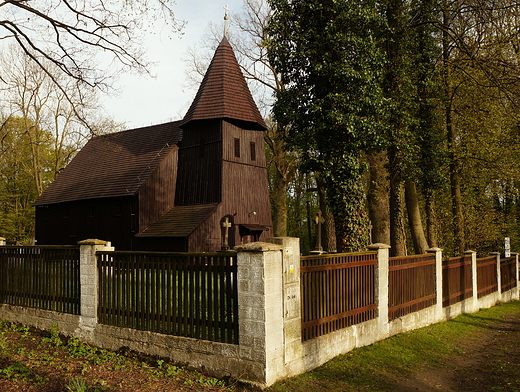 Koci Matki Boskiej Krlowej Polski w Jakubowicach-1585r.