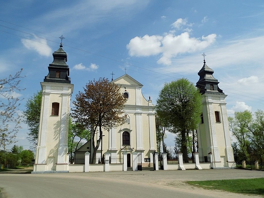 XVIII-wieczny koci Podwyszenia Krzya witego