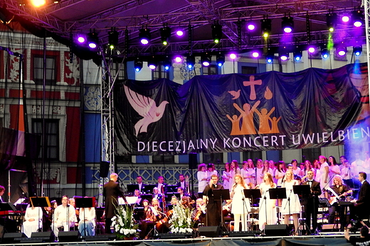 Boe Ciao - Diecezjalny Koncert Uwielbienia