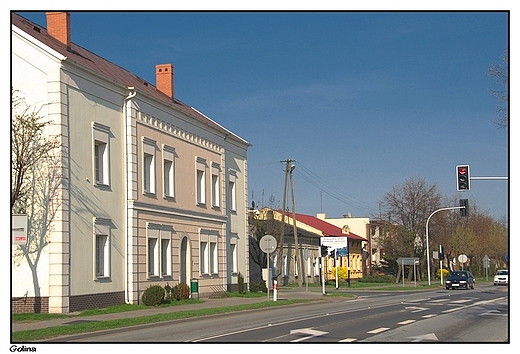 Golina - typowa, maomiasteczkowa zabudowa miasta